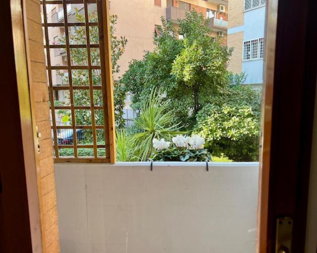 La Casa Delle Camelie Apartman Róma Kültér fotó